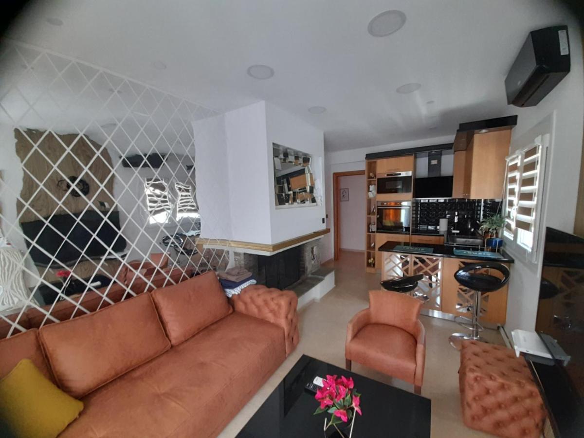 Perea 5 Star Apartment Peraia  ภายนอก รูปภาพ